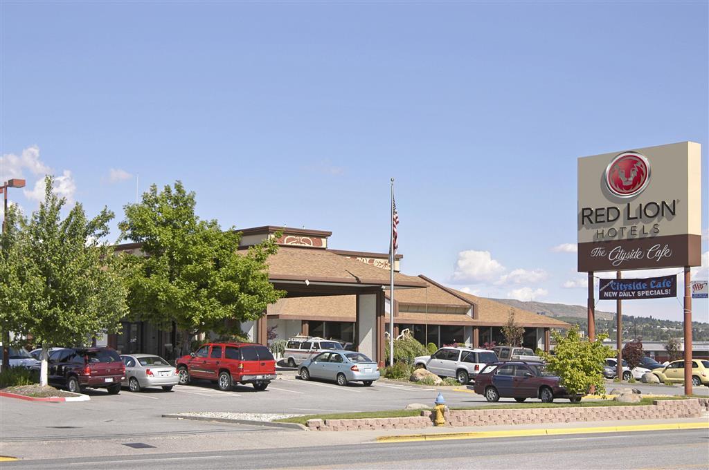 Red Lion Hotel Wenatchee City Center Exterior photo